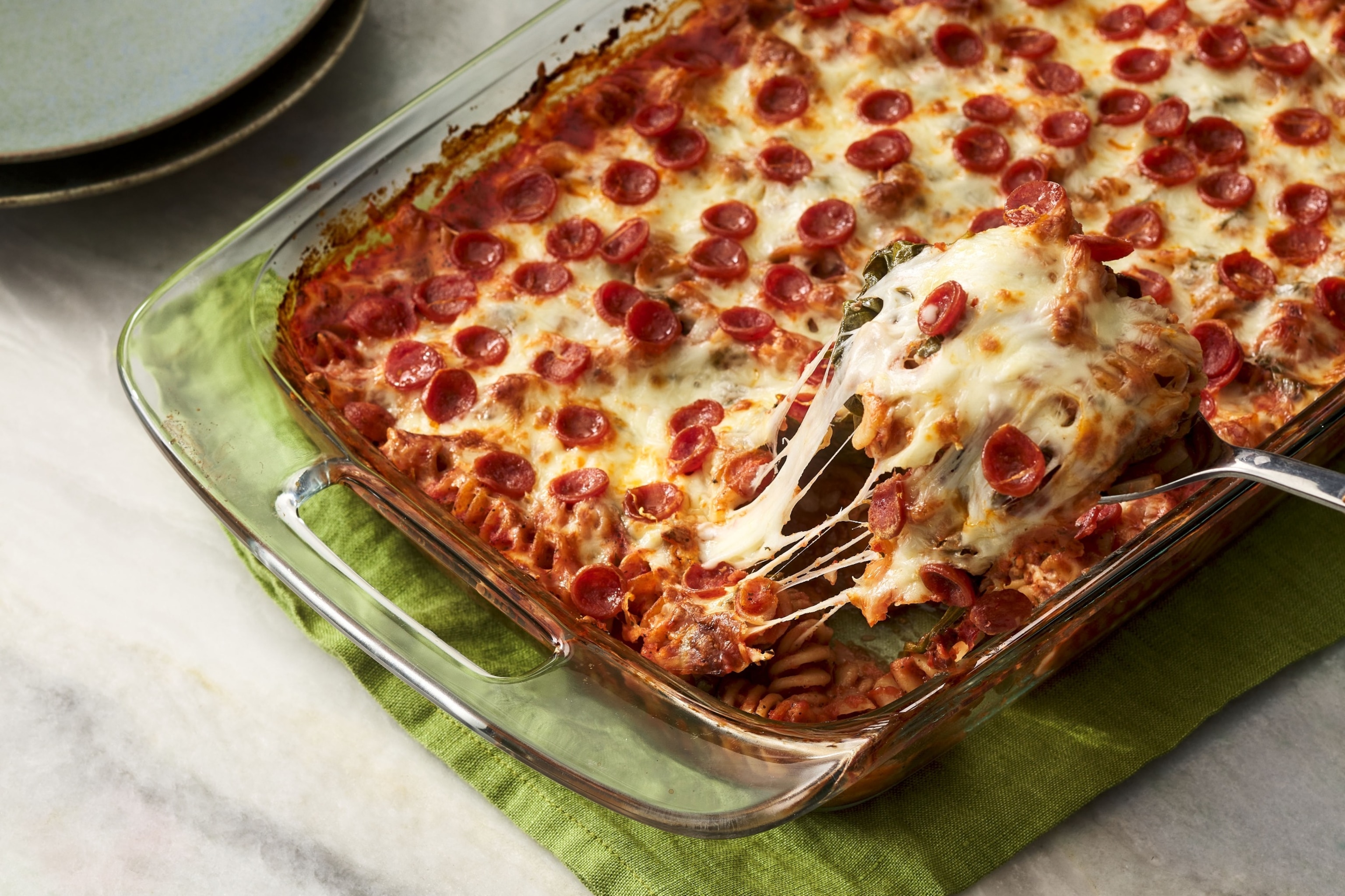 PHOTO: Dump and bake pasta casserole for pizza lovers.